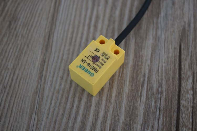 RMS18-5N 5mm NPN NO square inductive senso